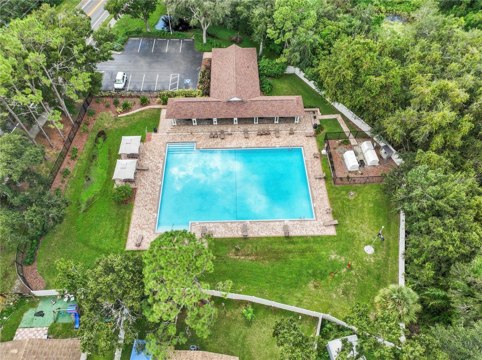 Listing photo id 33 for 2016 Chelam Way