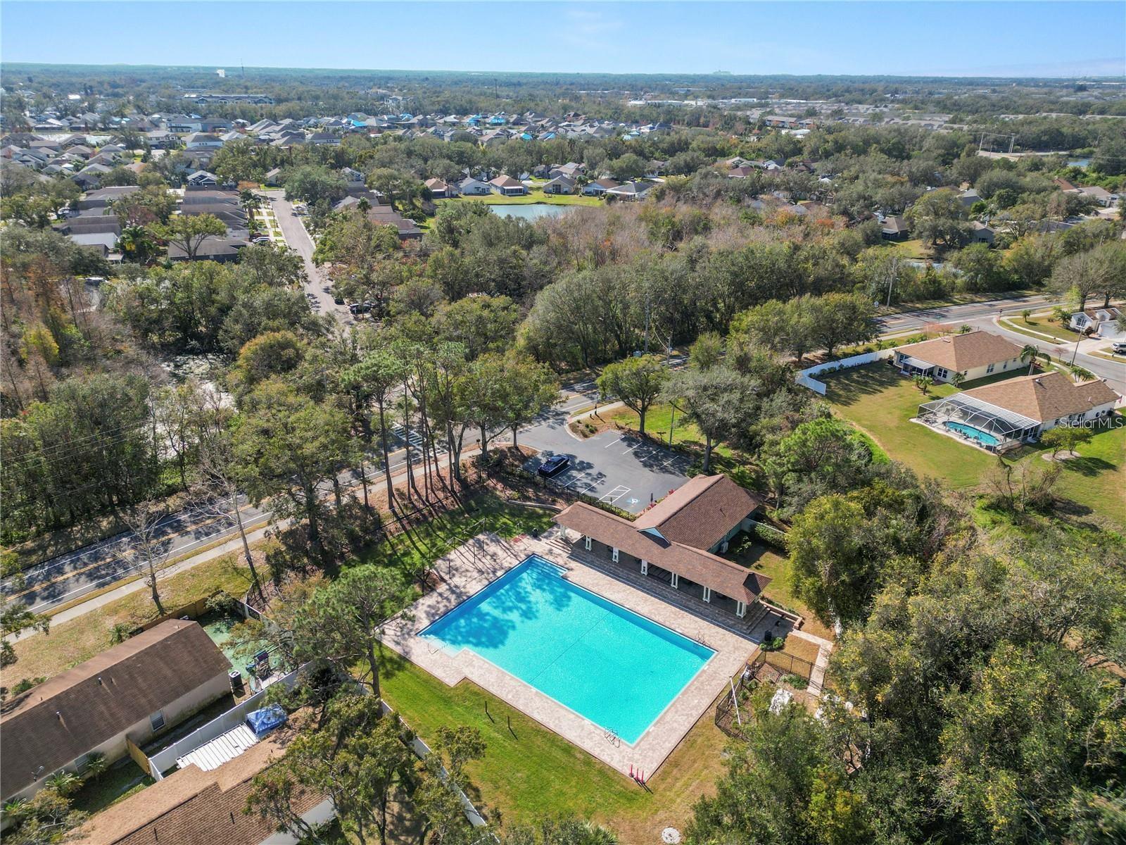 Listing photo id 35 for 2016 Chelam Way