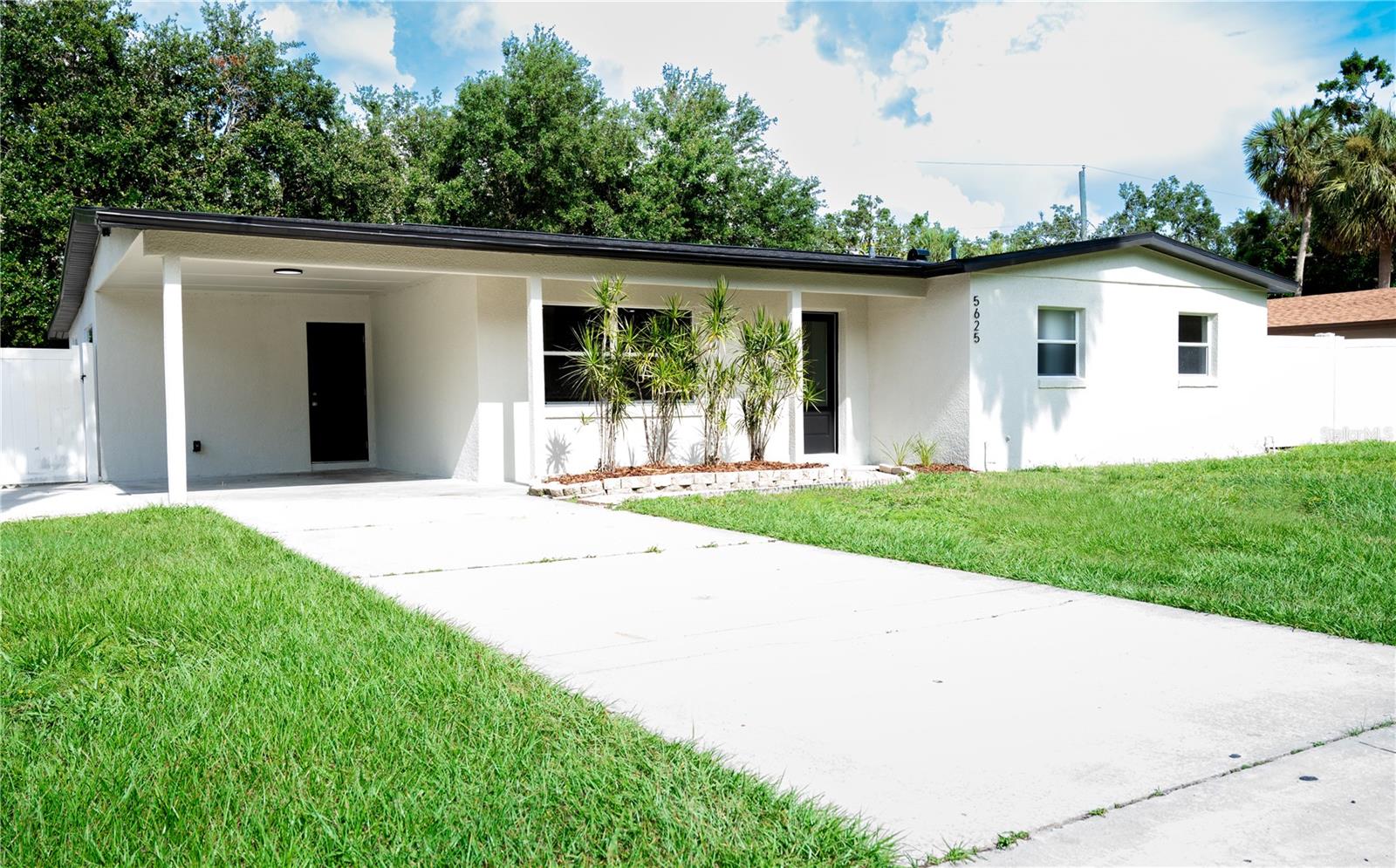 Image 2 of 15 For 5625 Gateway Drive