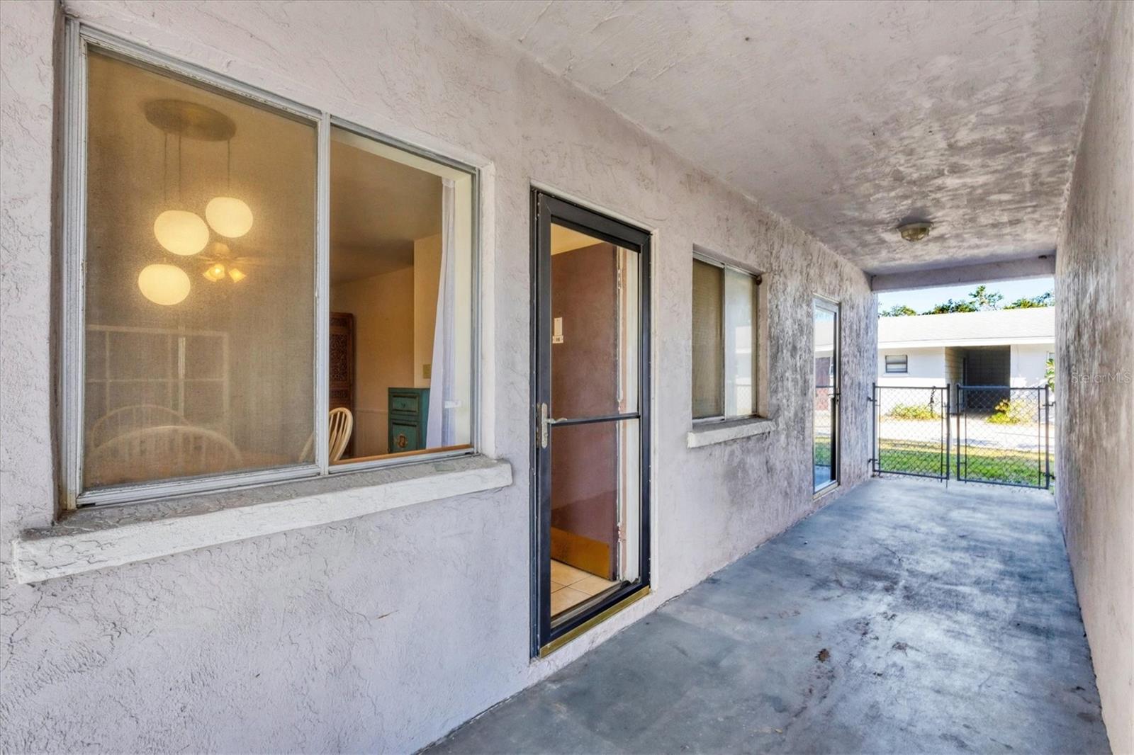 Image 3 of 21 For 3101 Bee Ridge Road 118
