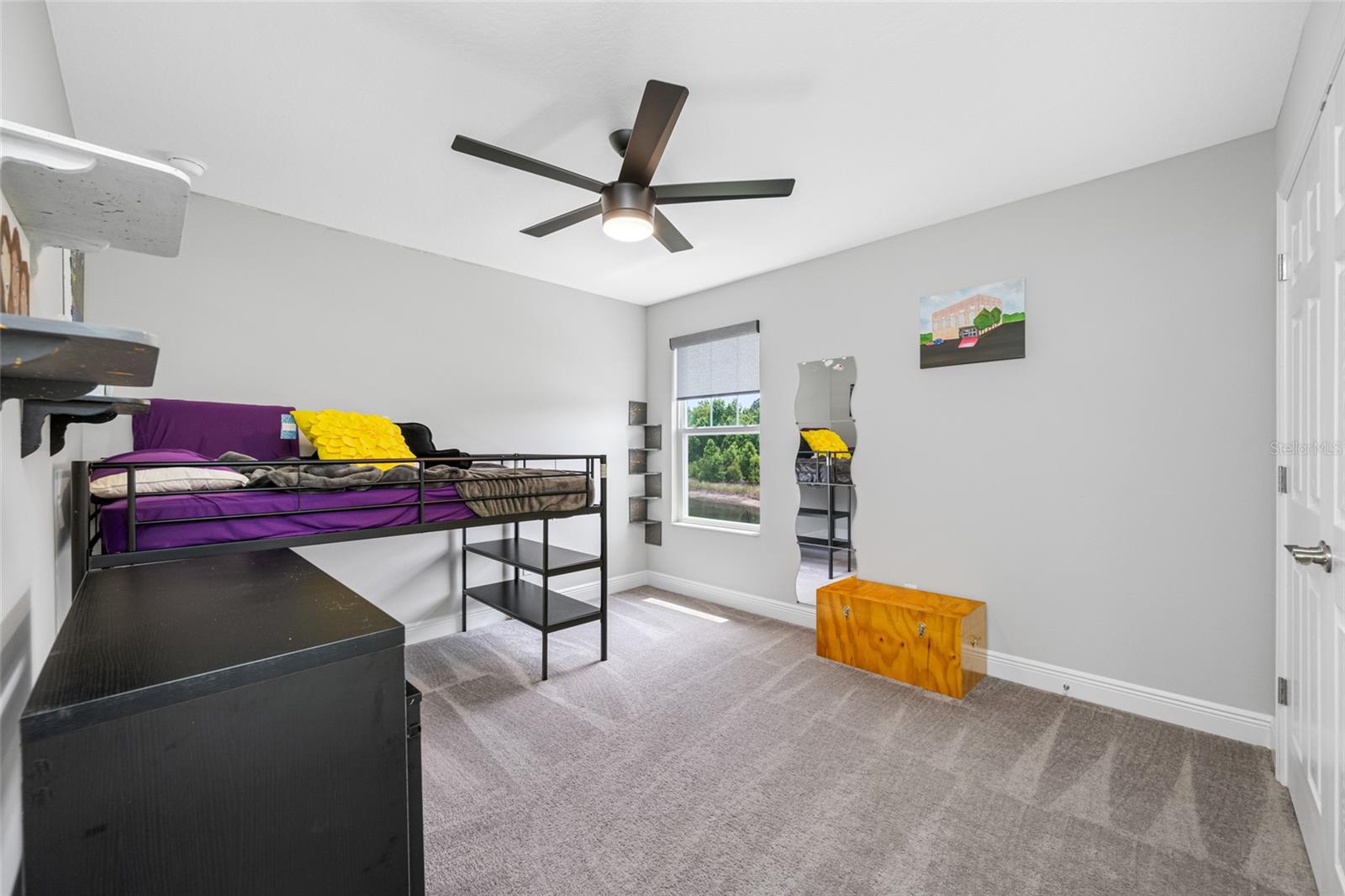 Listing photo id 38 for 4633 Ballantrae Boulevard