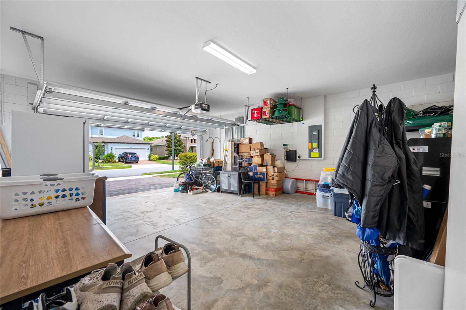 Listing photo id 54 for 4633 Ballantrae Boulevard