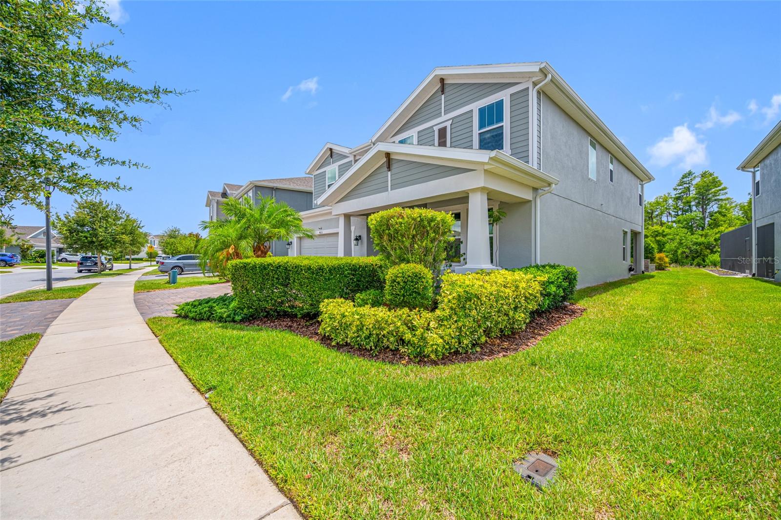 Listing photo id 85 for 4633 Ballantrae Boulevard