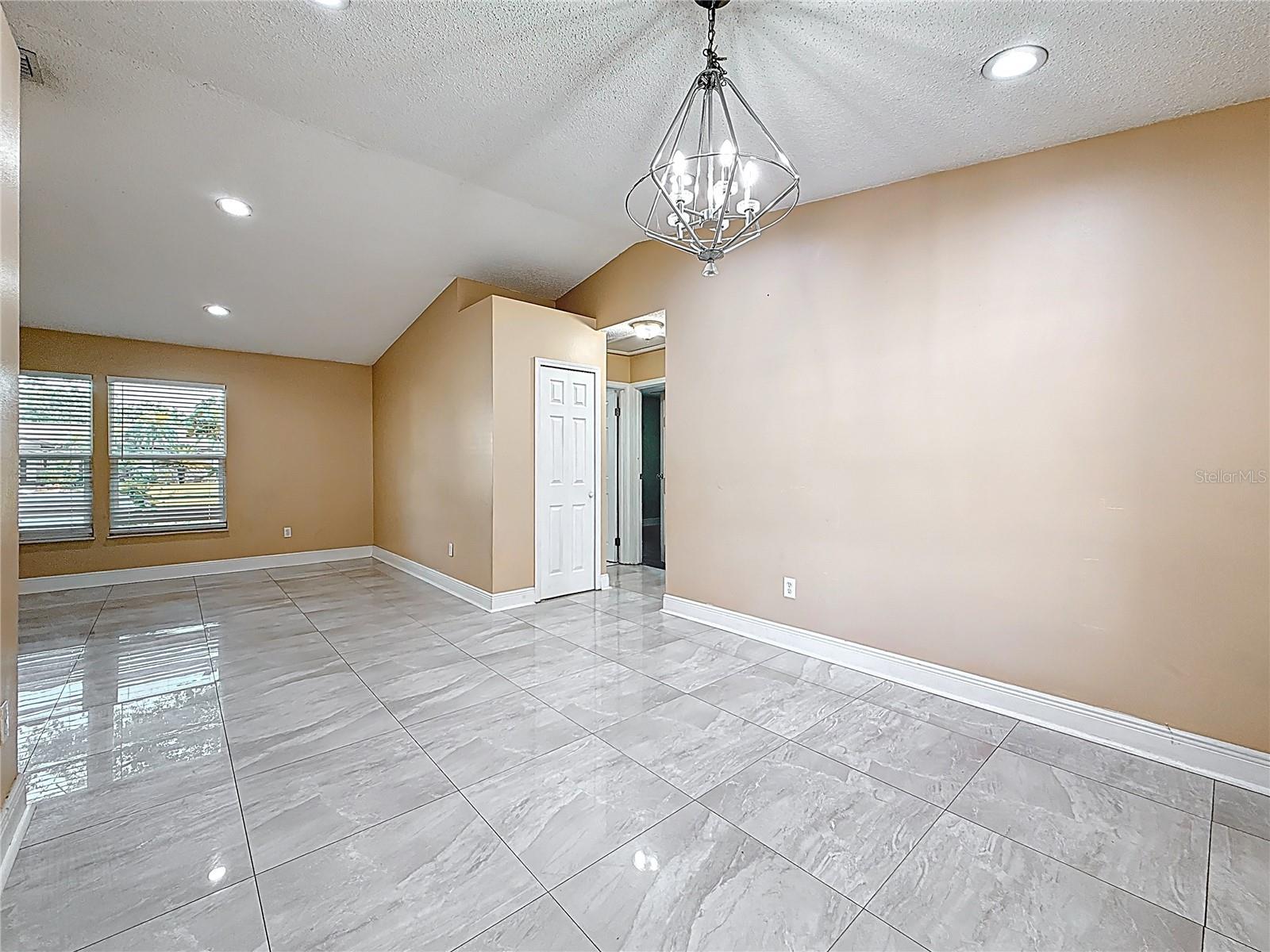 Image 17 of 60 For 5808 Silver Moon Ave