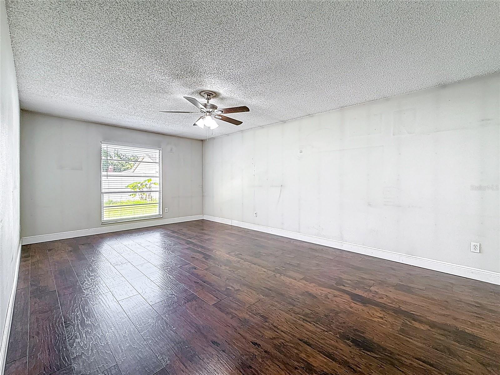 Image 21 of 60 For 5808 Silver Moon Ave