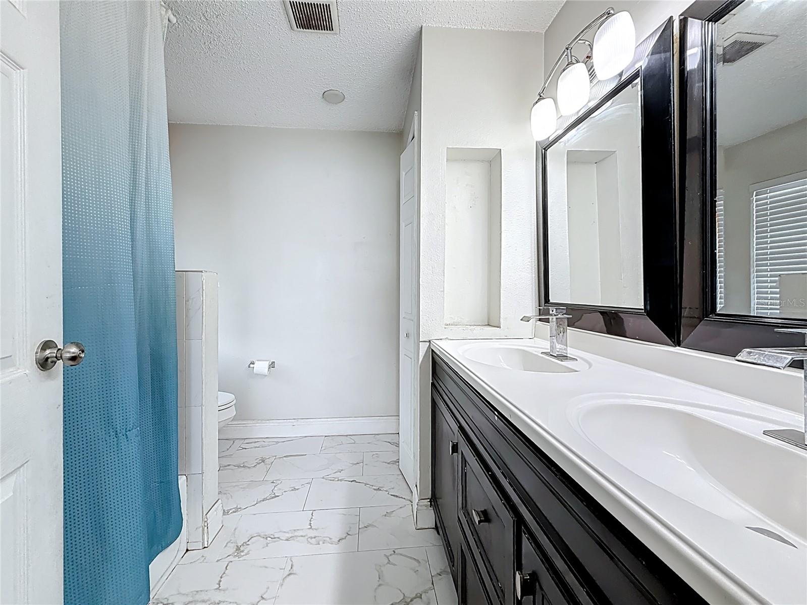 Image 31 of 60 For 5808 Silver Moon Ave