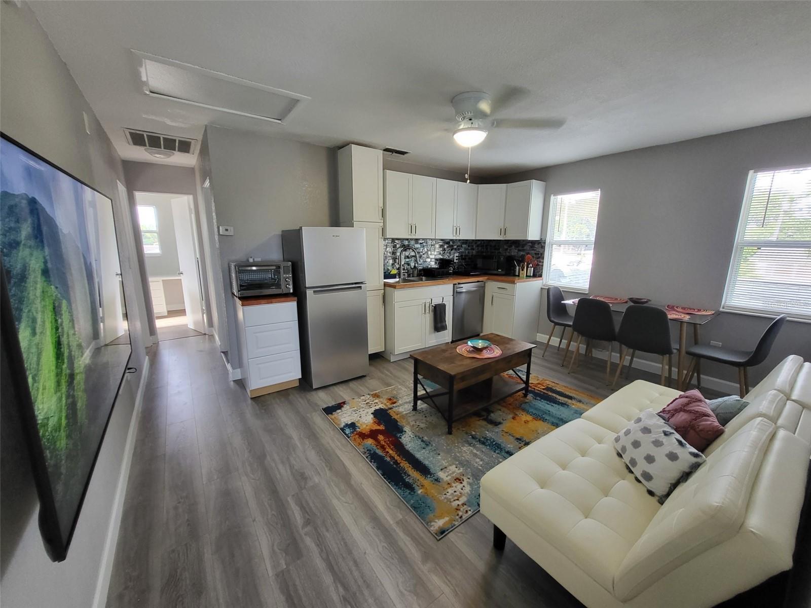 Image 4 of 12 For 5624 Lime Way