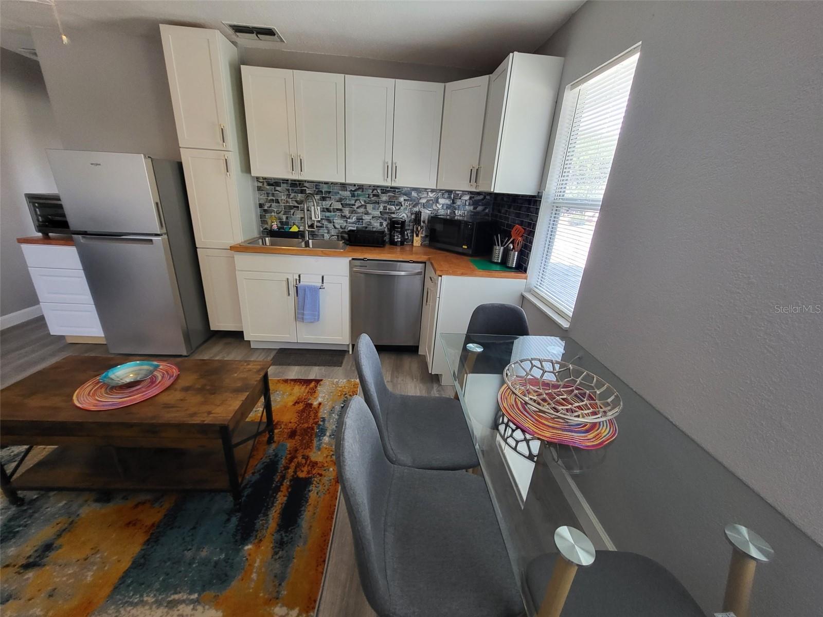 Image 5 of 12 For 5624 Lime Way