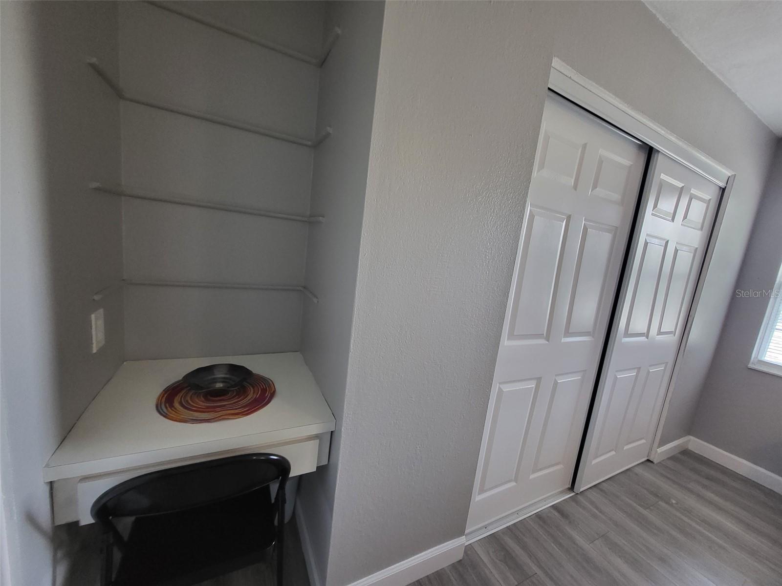 Image 7 of 12 For 5624 Lime Way