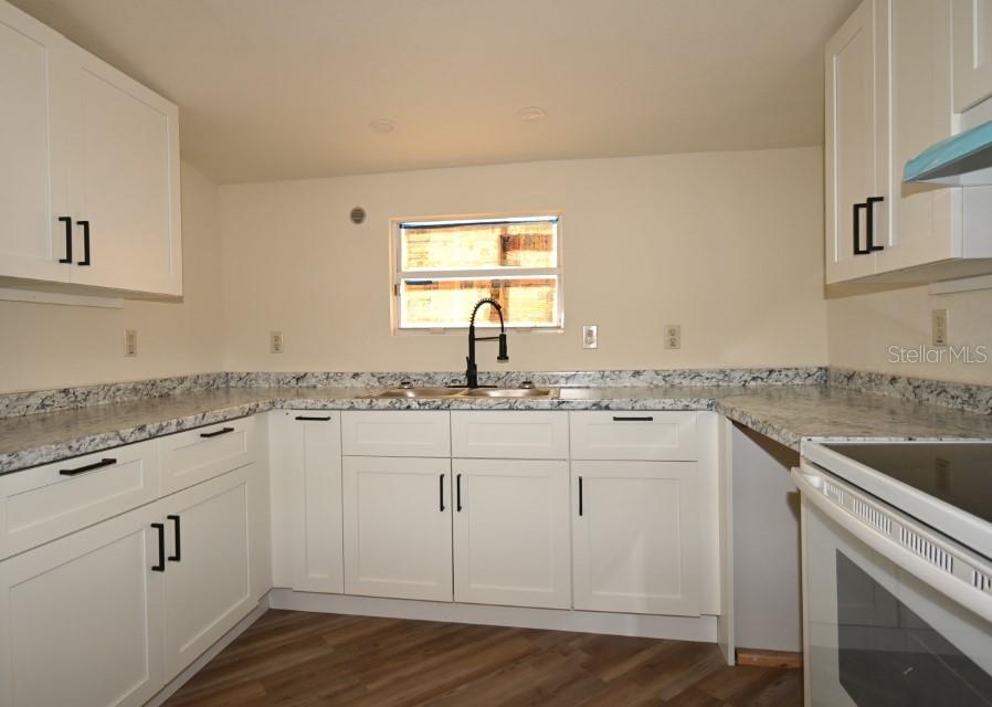Image 17 of 43 For 37045 North Avenue