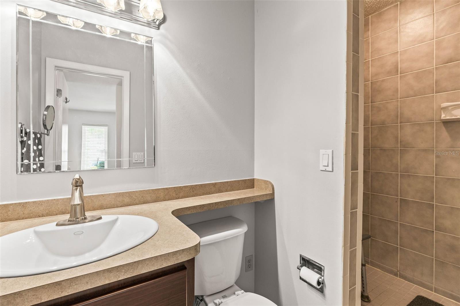 Image 21 of 27 For 1410 Brighton Court