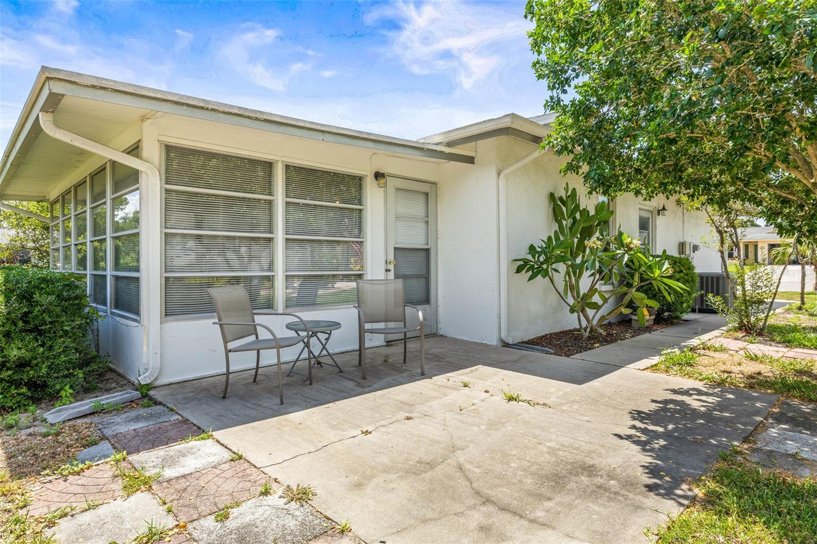 Image 23 of 27 For 1410 Brighton Court