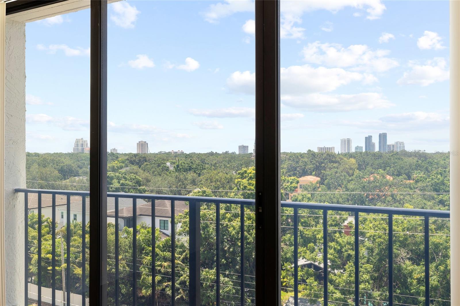 Image 11 of 34 For 3211 Swann Avenue  707