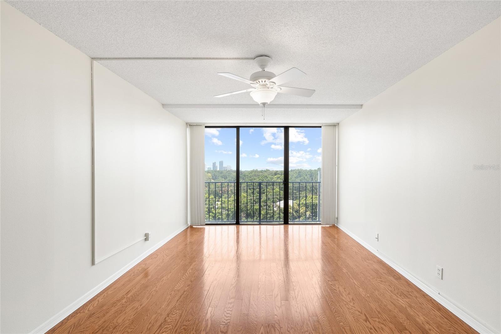 Image 20 of 34 For 3211 Swann Avenue  707