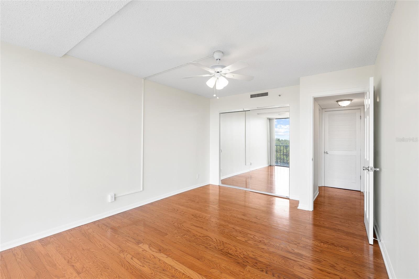 Image 26 of 34 For 3211 Swann Avenue  707