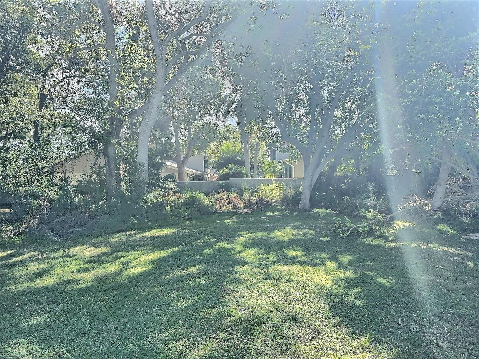 Image 21 of 37 For 29 Royal Palm Circle