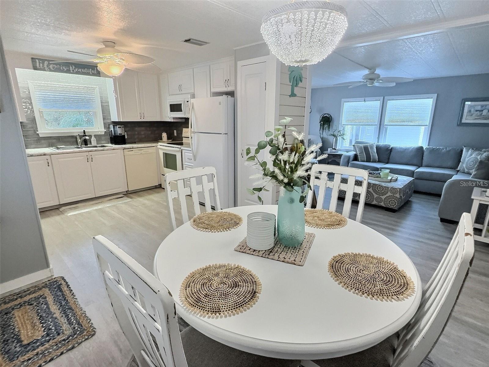 Image 25 of 37 For 29 Royal Palm Circle