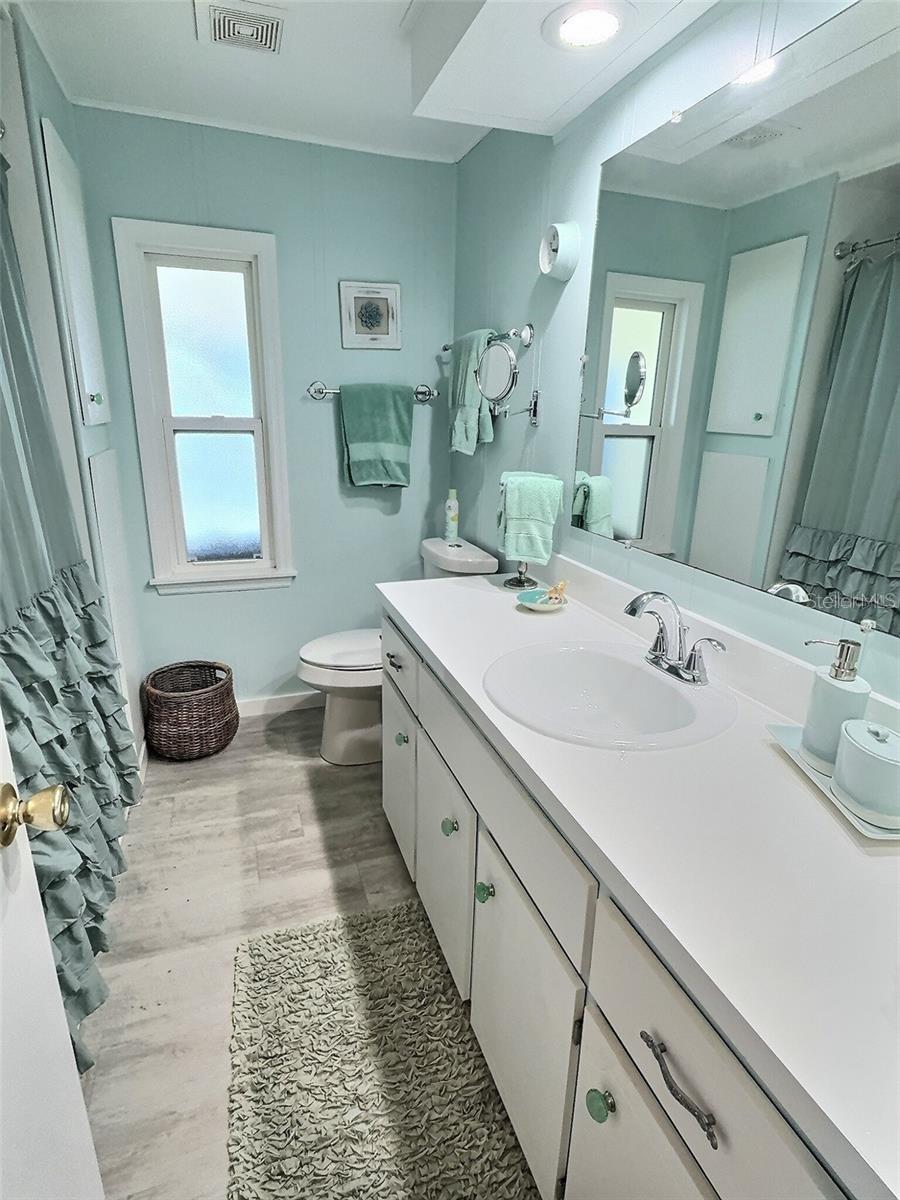 Image 33 of 37 For 29 Royal Palm Circle
