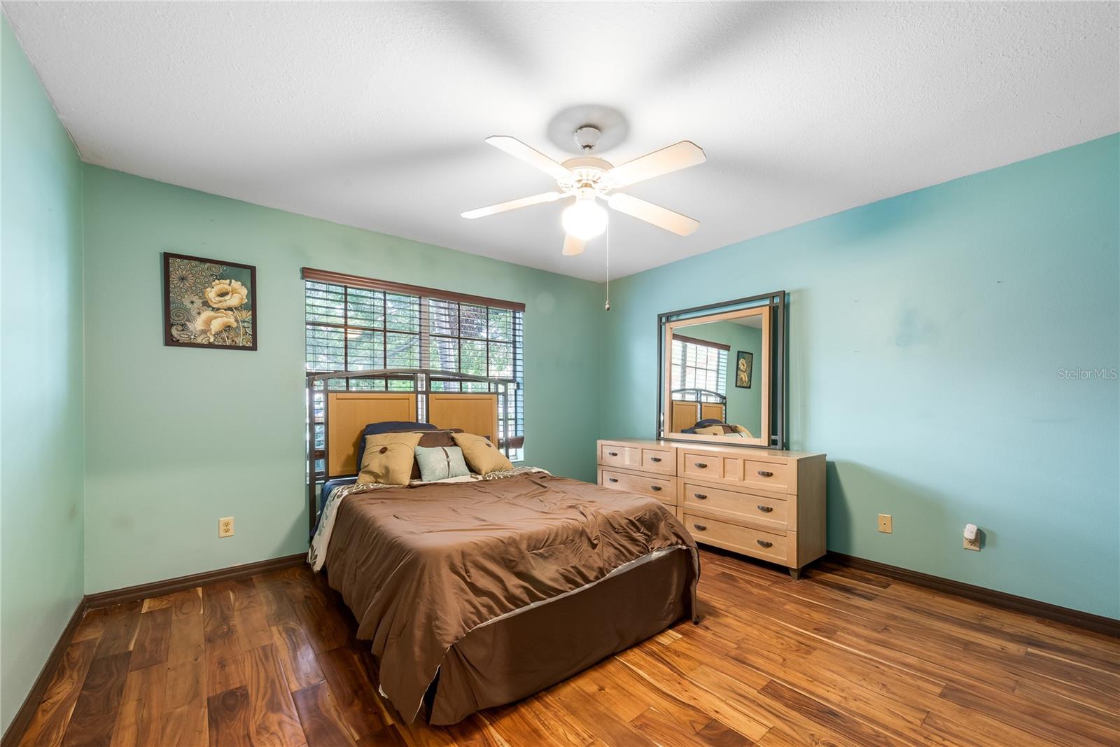 Image 28 of 45 For 2969 La Concha Drive
