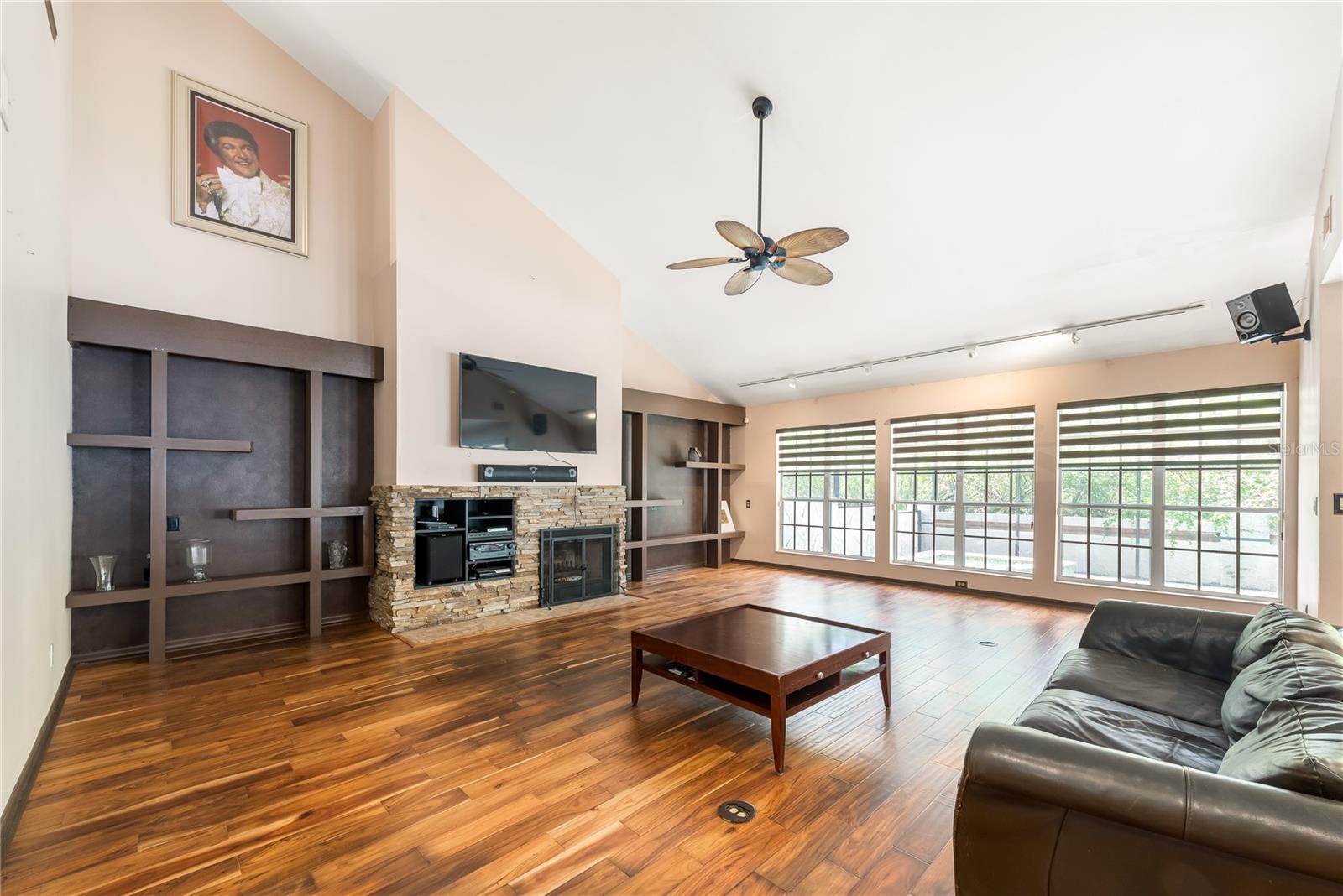 Image 5 of 45 For 2969 La Concha Drive