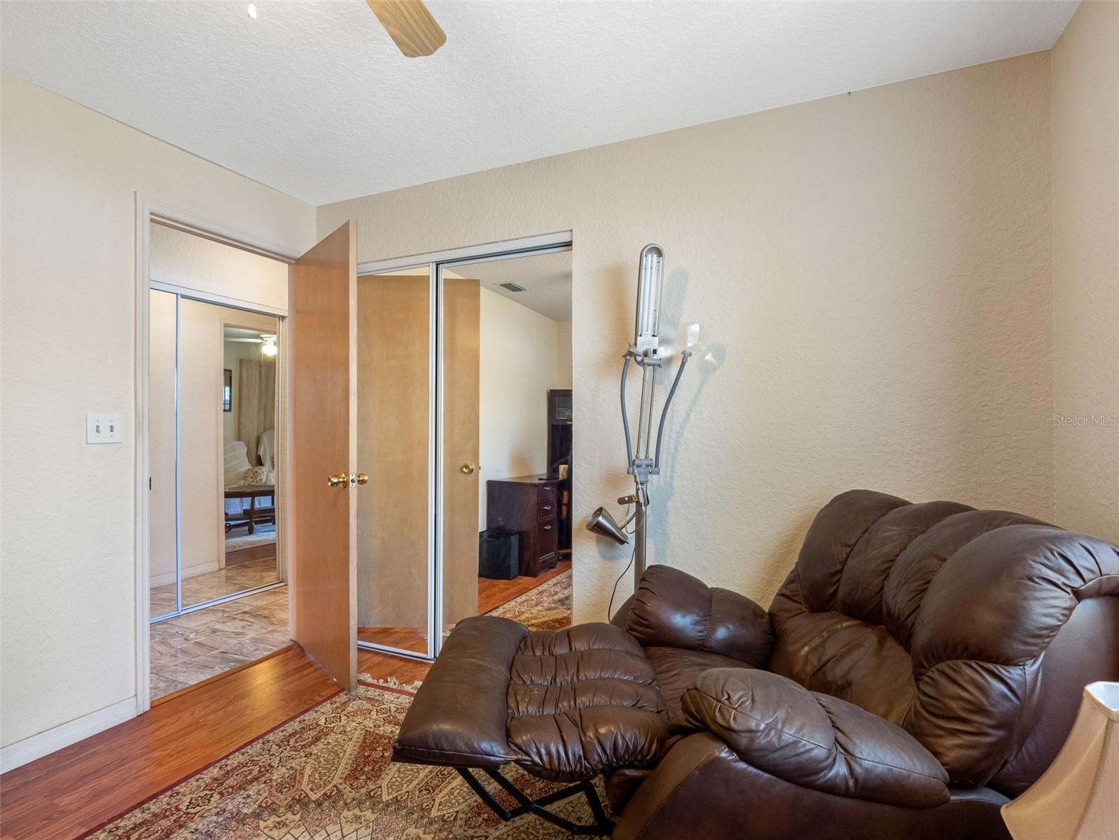 Image 19 of 26 For 7712 40th Terrace N