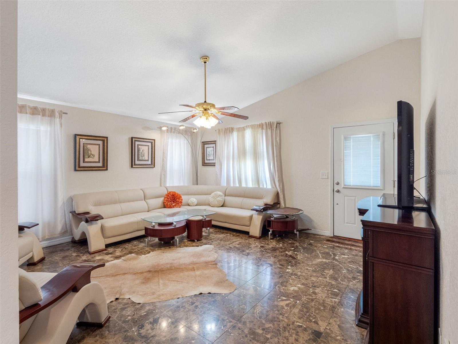 Image 7 of 26 For 7712 40th Terrace N