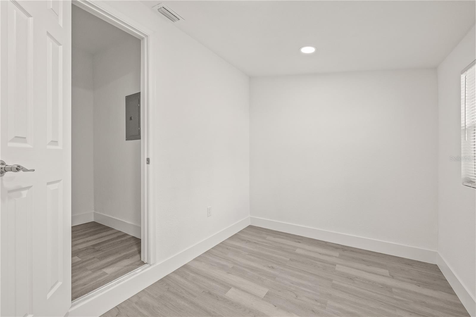 Image 26 of 30 For 8215 14th Street
