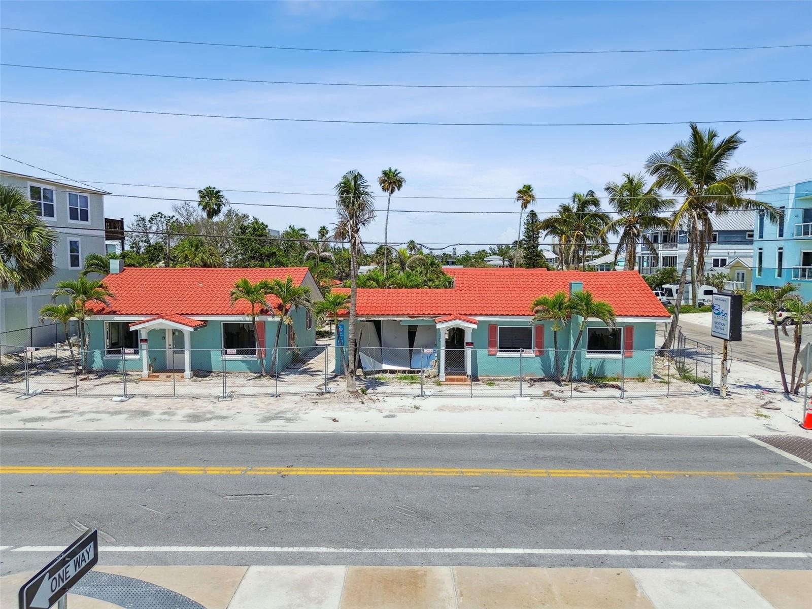 Image 5 of 34 For 8105 Gulf Boulevard