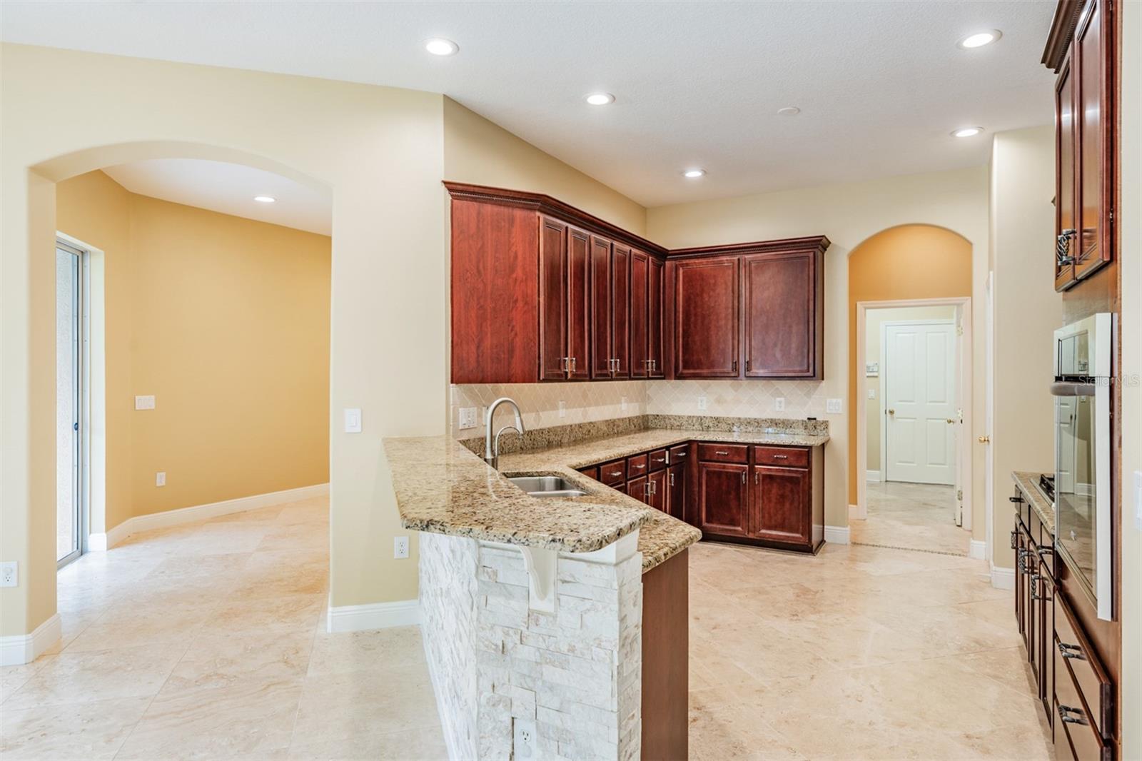 Image 13 of 47 For 31331 Anniston Drive