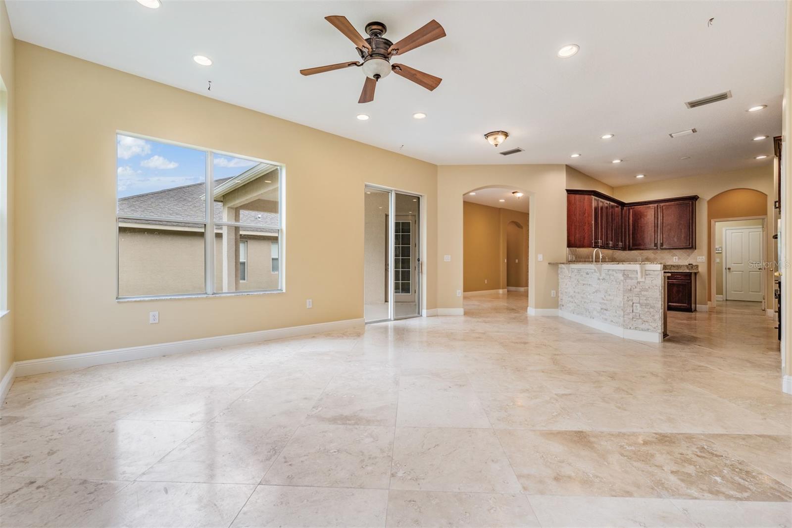 Image 16 of 47 For 31331 Anniston Drive