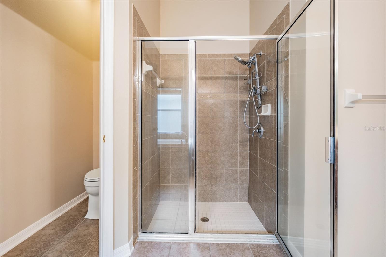 Image 28 of 47 For 31331 Anniston Drive