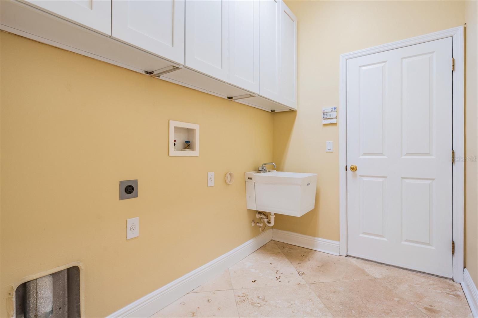 Image 39 of 47 For 31331 Anniston Drive