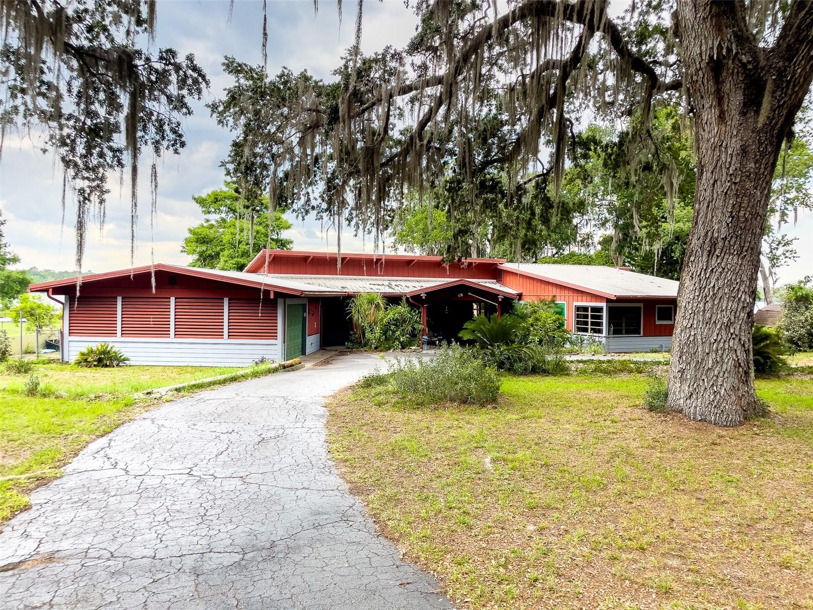 Image 3 of 71 For 2292 170th Avenue Road
