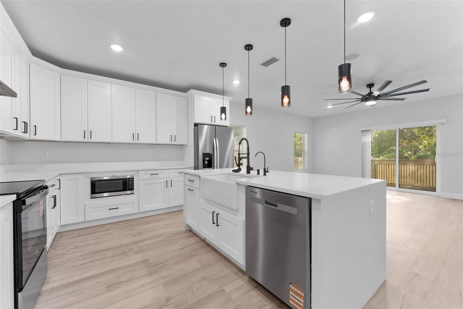 Image 11 of 36 For 8112 10th Street