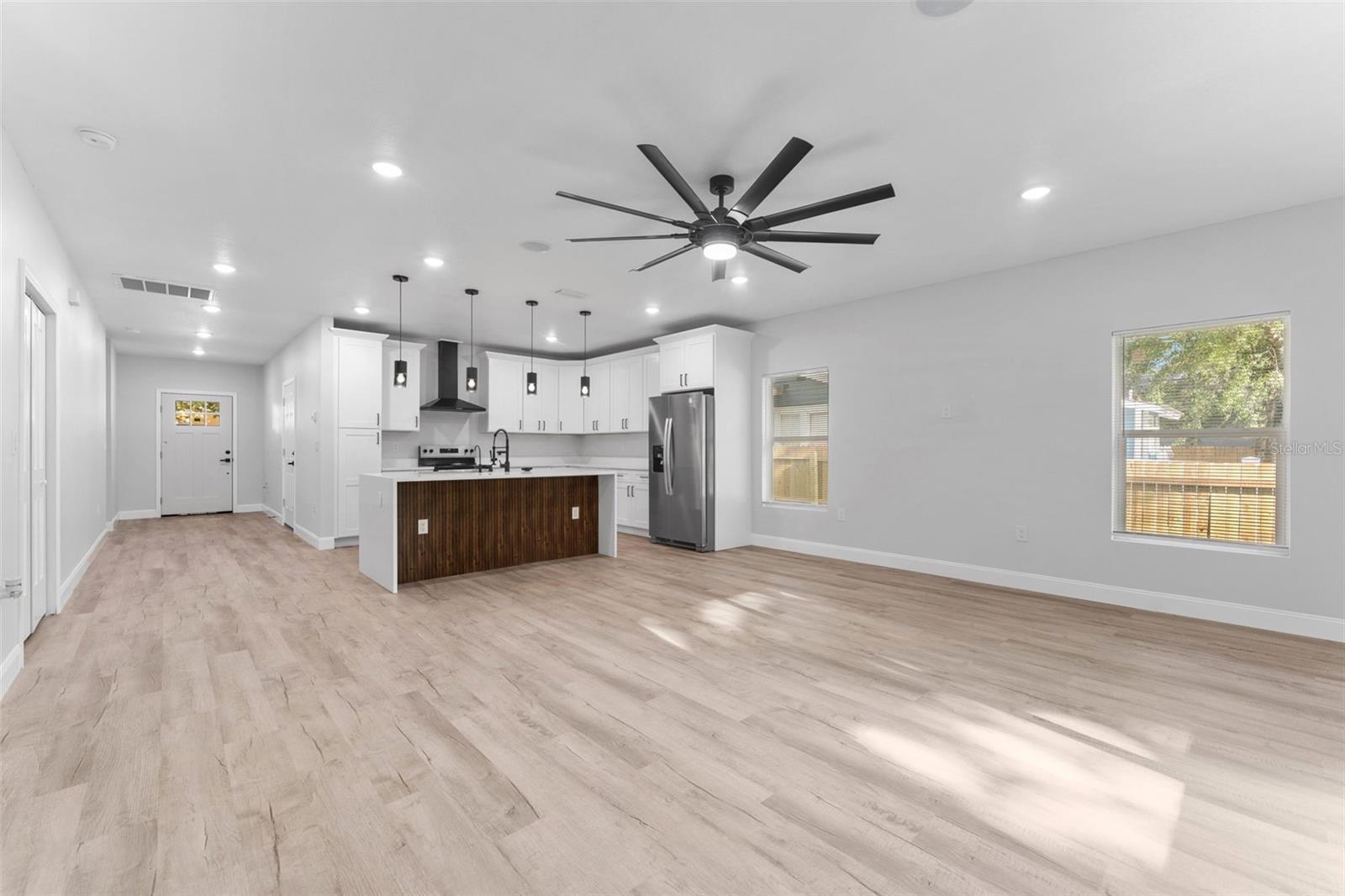 Image 13 of 36 For 8112 10th Street