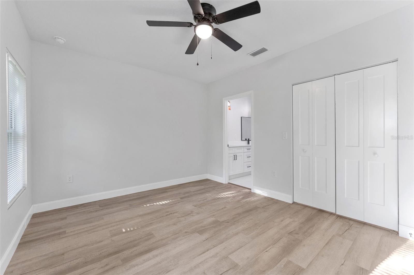Image 17 of 36 For 8112 10th Street