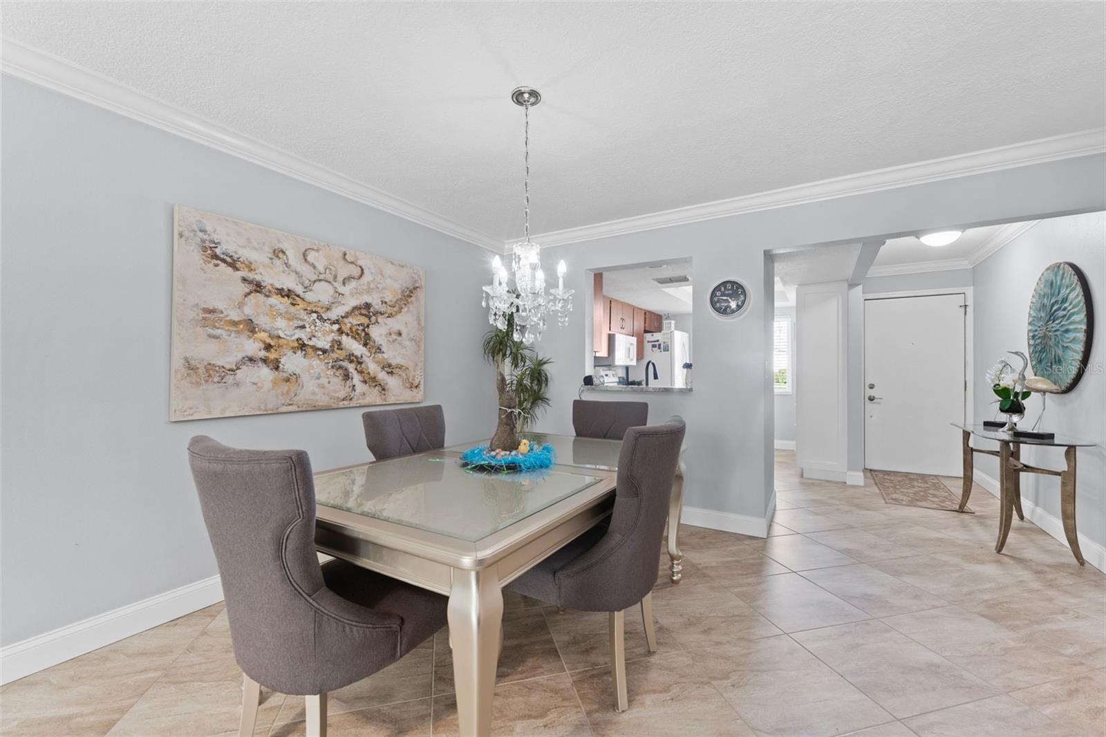 Image 12 of 39 For 3410 Stonehaven Court E A