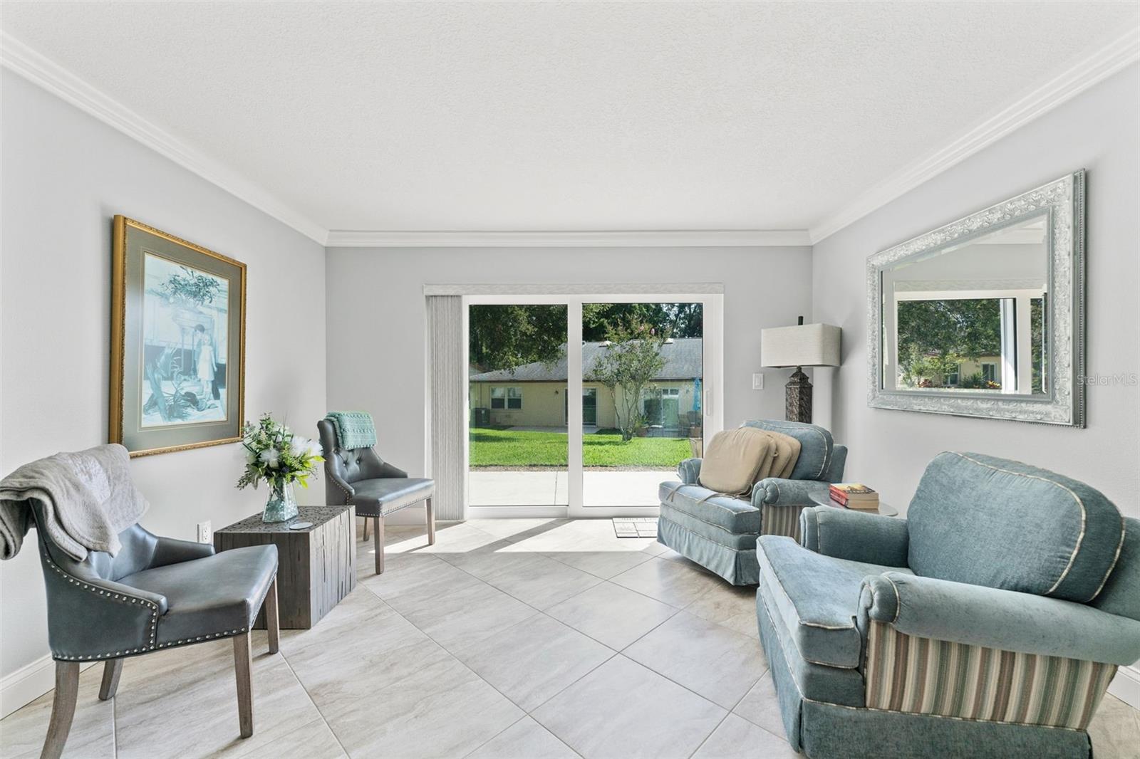Image 17 of 39 For 3410 Stonehaven Court E A