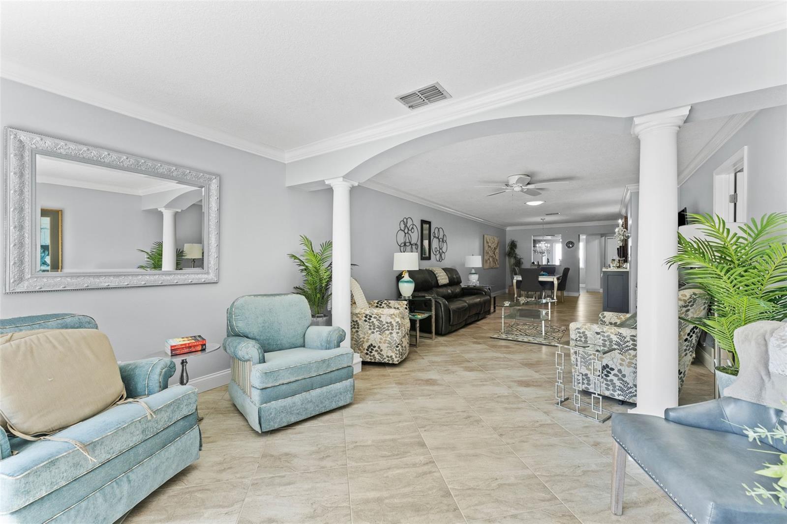 Image 18 of 39 For 3410 Stonehaven Court E A