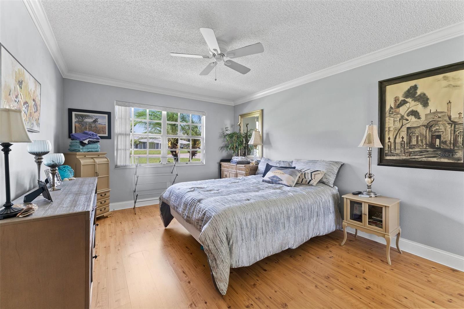 Image 27 of 39 For 3410 Stonehaven Court E A