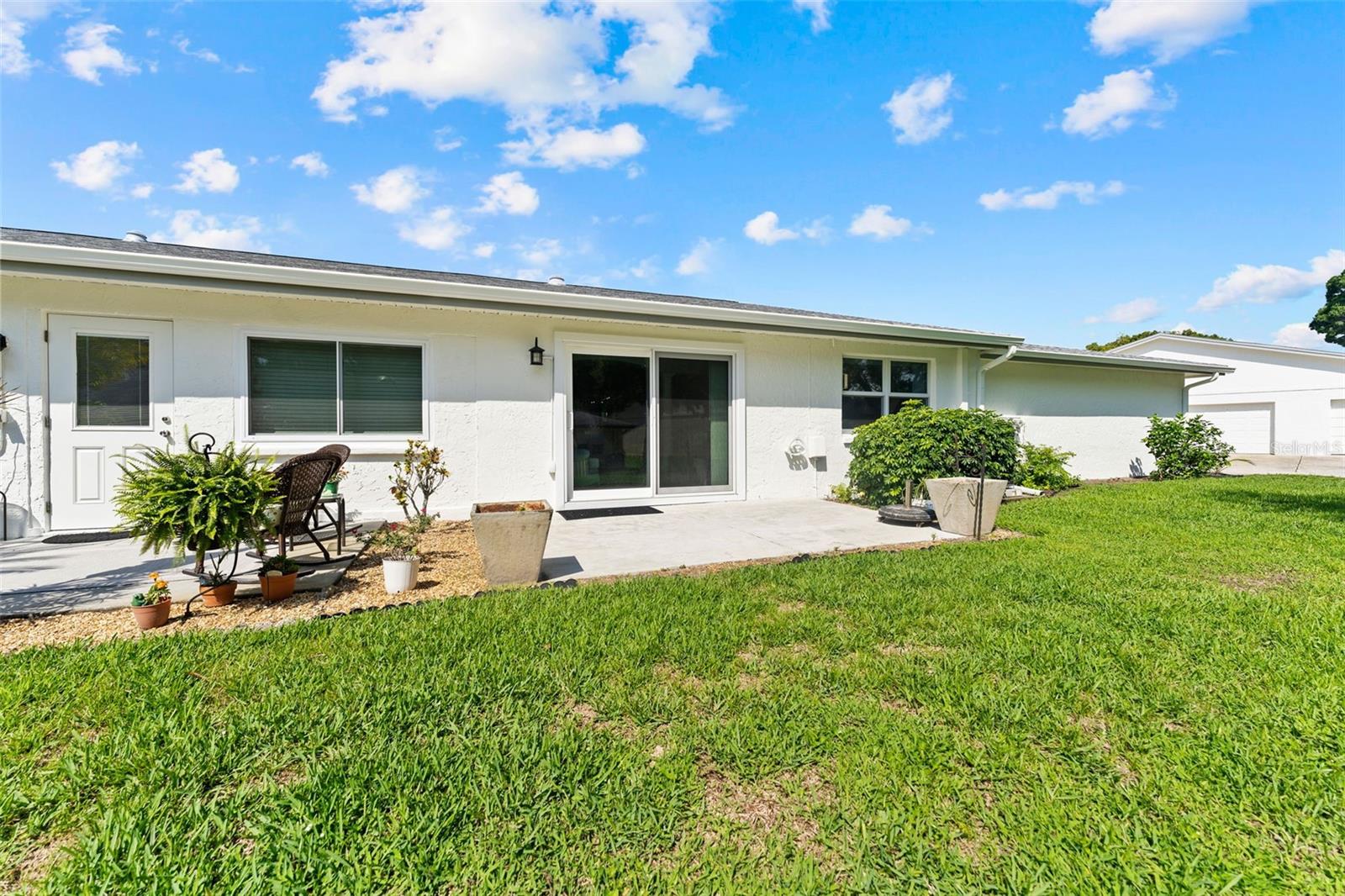 Image 33 of 39 For 3410 Stonehaven Court E A
