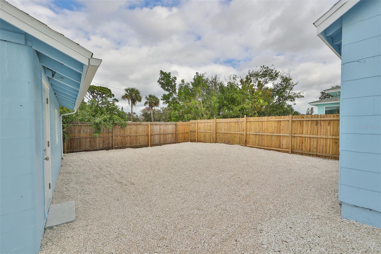 Image 24 of 25 For 875 53rd Terrace N