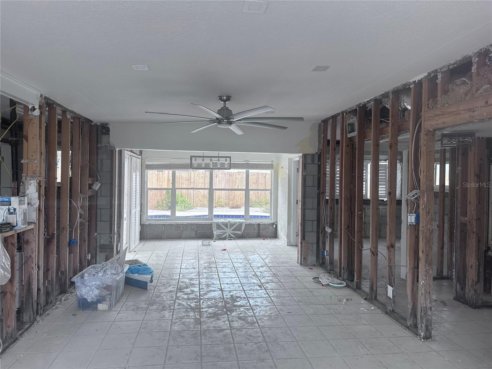 Image 2 of 7 For 709 Pruitt Drive