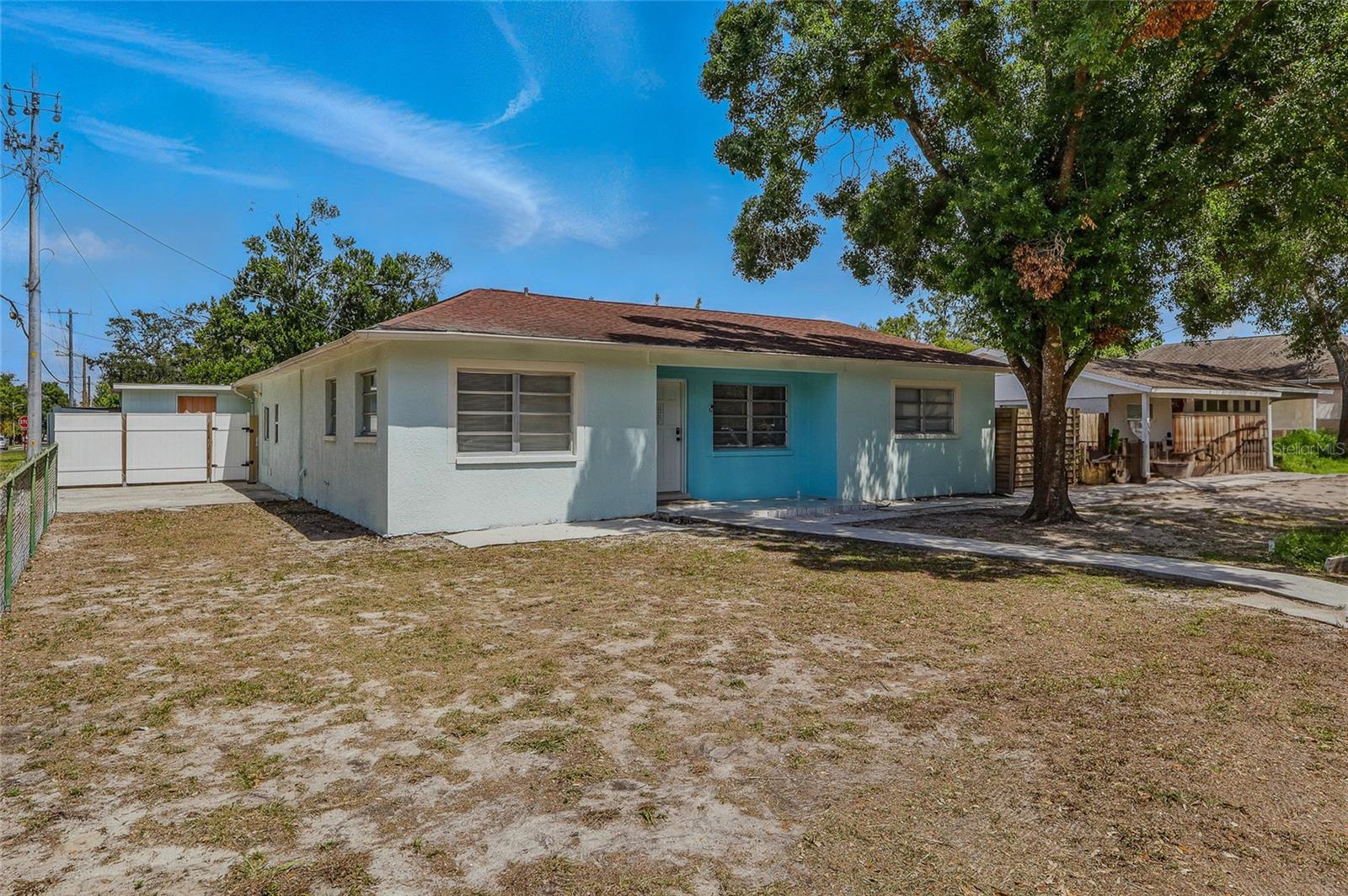Image 11 of 36 For 8525 Ola Avenue