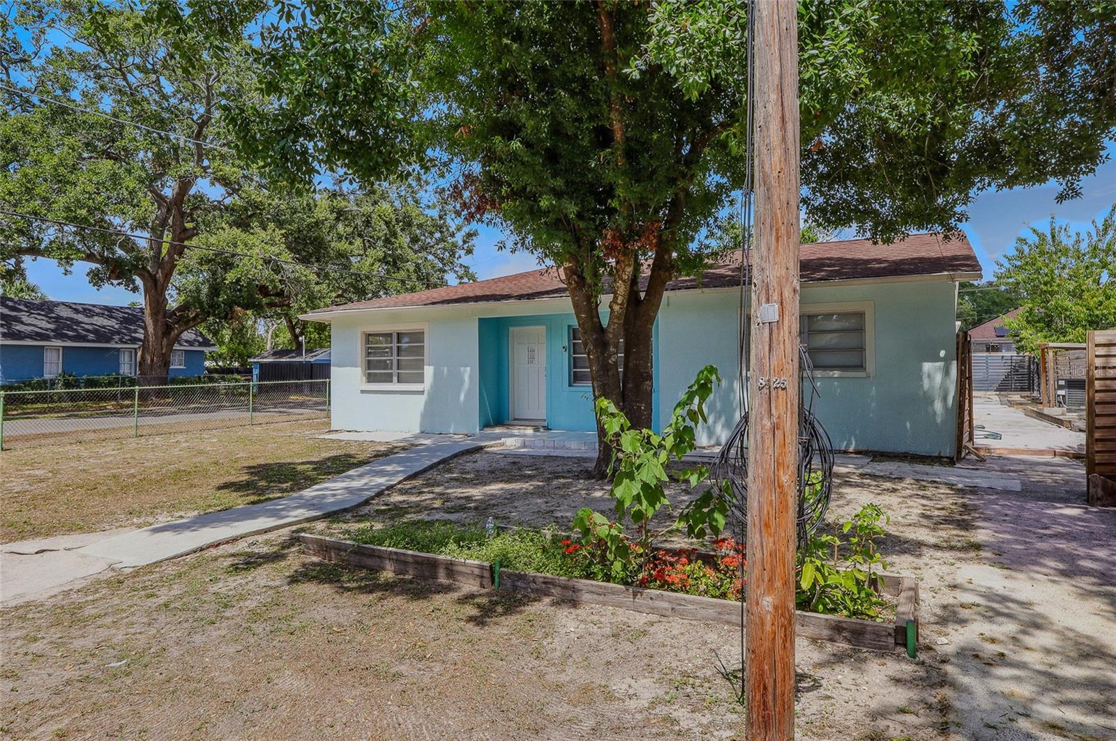 Image 12 of 36 For 8525 Ola Avenue