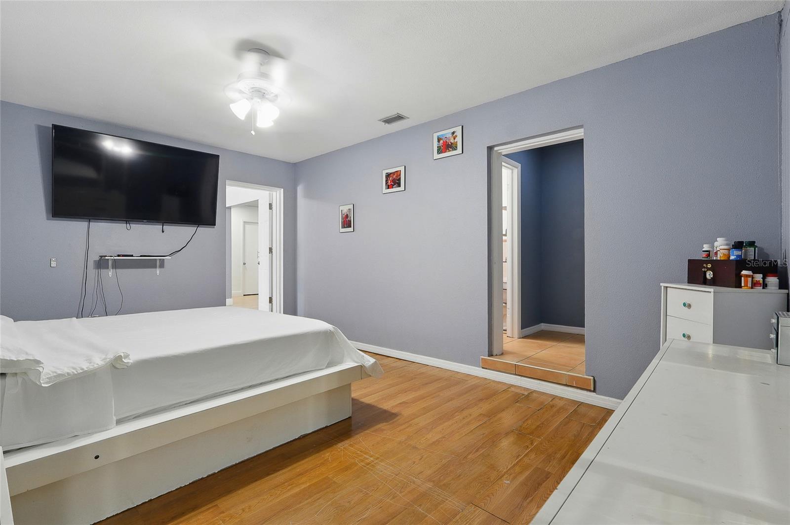 Image 14 of 36 For 8525 Ola Avenue