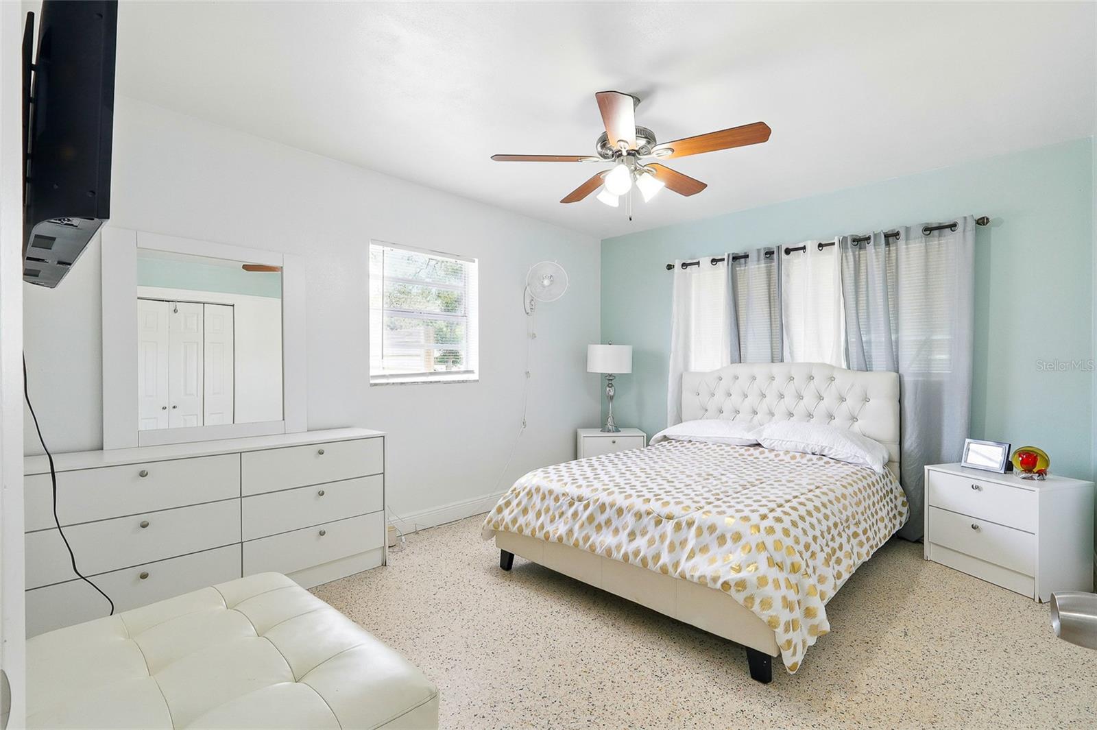 Image 19 of 36 For 8525 Ola Avenue