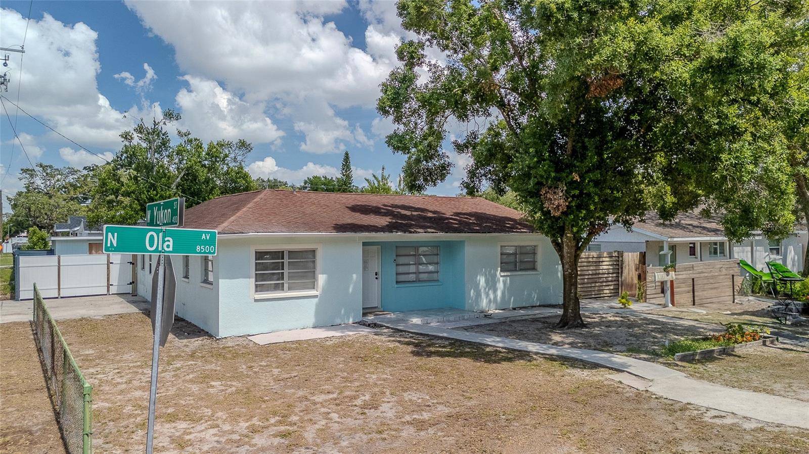 Image 3 of 36 For 8525 Ola Avenue