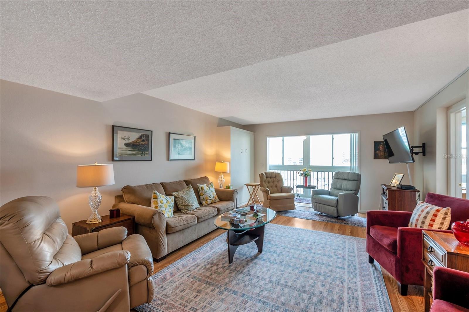 Image 12 of 48 For 7600 Sun Island Drive S 407