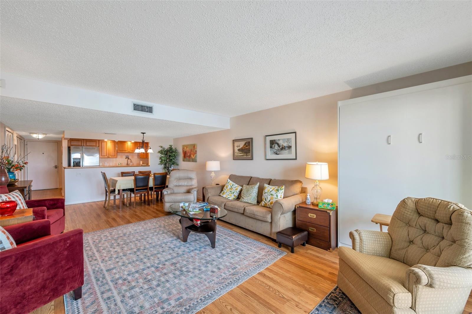 Image 13 of 48 For 7600 Sun Island Drive S 407